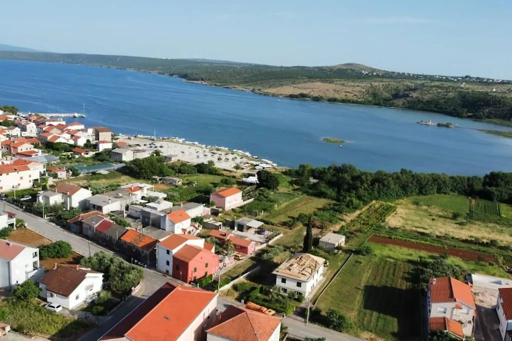 Luka Apartment Posedarje Holiday home