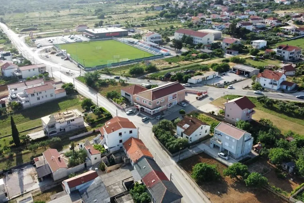 Holiday home Luka Apartment Posedarje