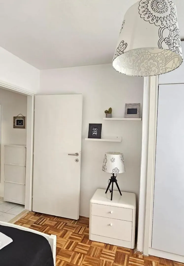 Luka Apartment ポセダリェ 0*,  クロアチア